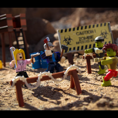 Action Collection - Zombie Attack Playset [Includes Exclusive Virtual Item]